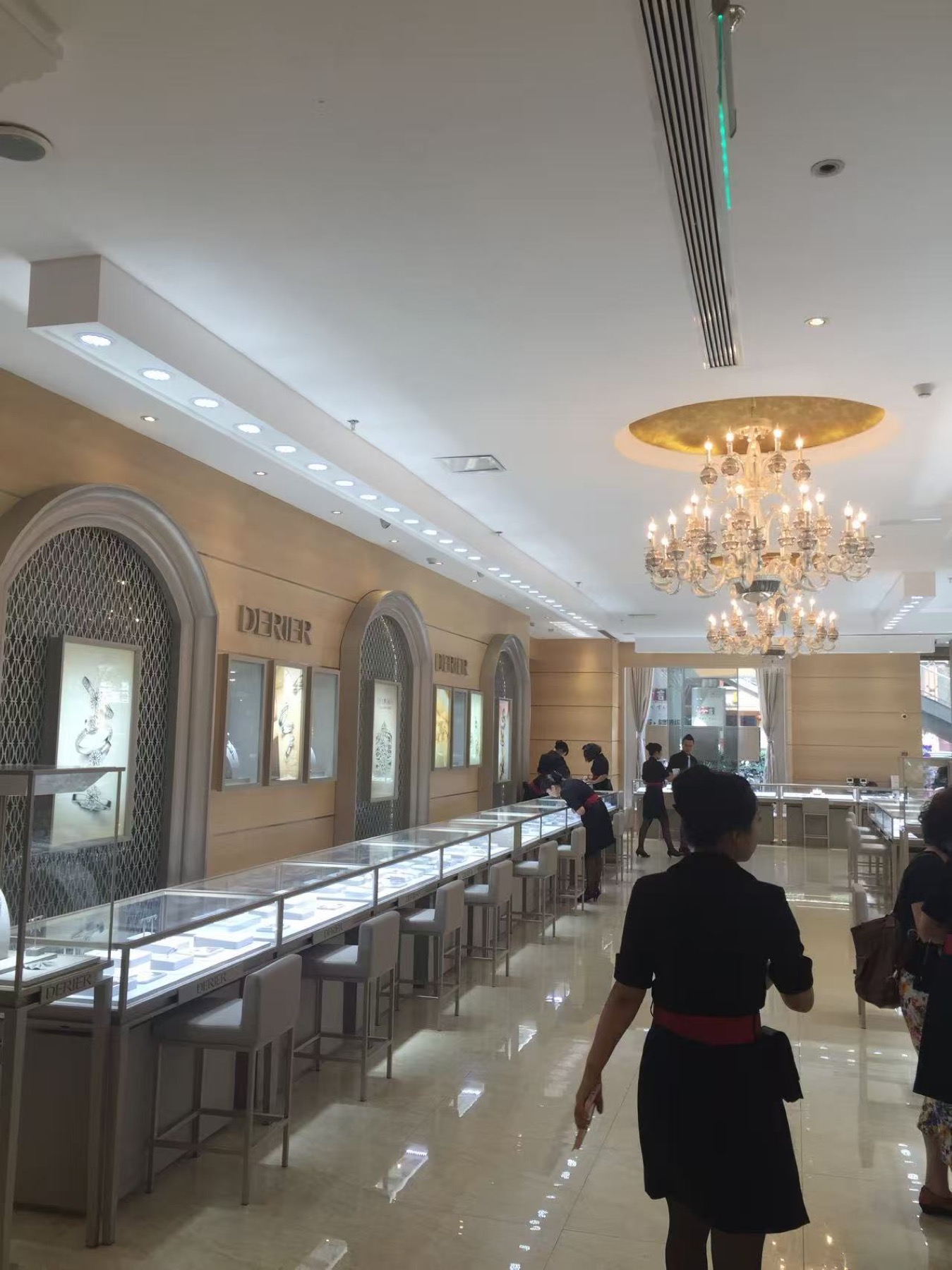 帝爵珠宝春熙店项目封面